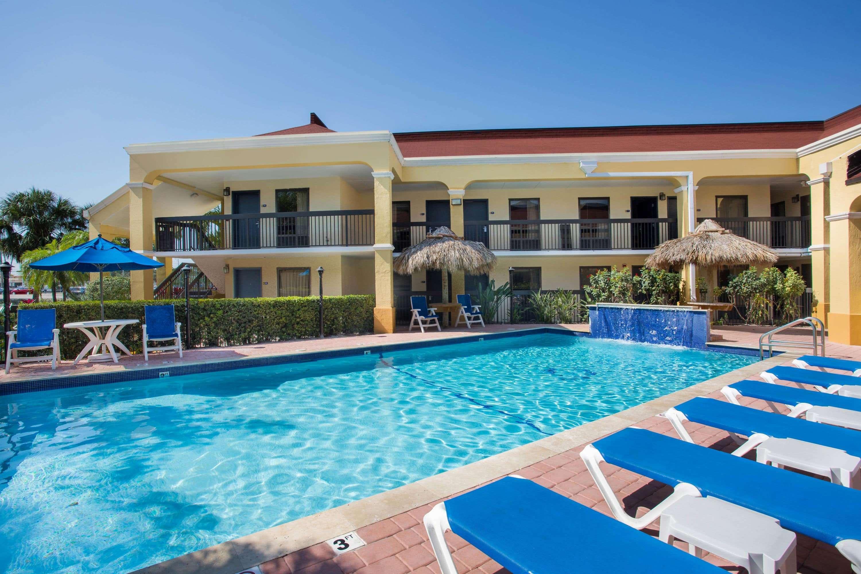 Days Inn By Wyndham Florida City Extérieur photo