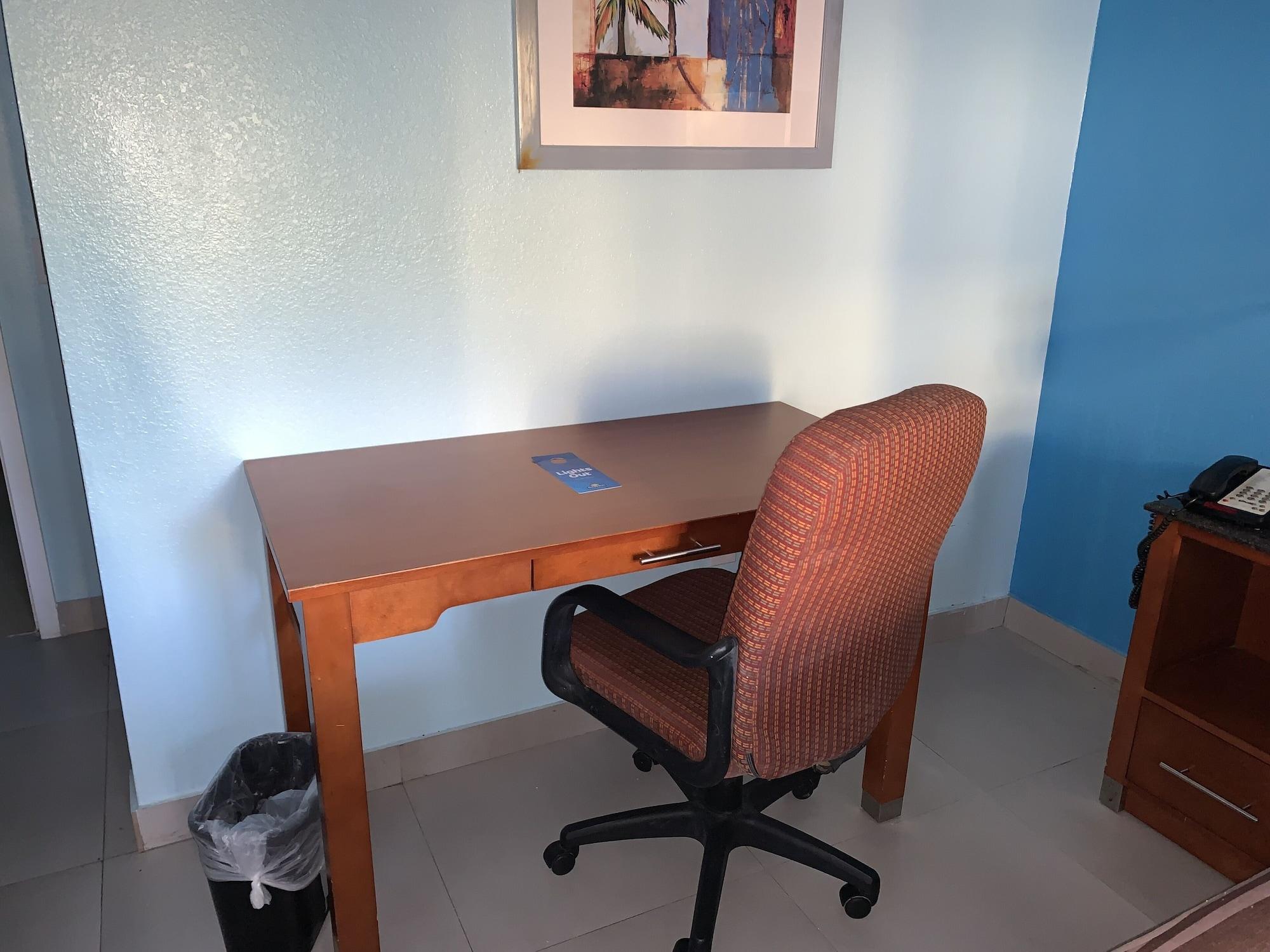 Days Inn By Wyndham Florida City Extérieur photo