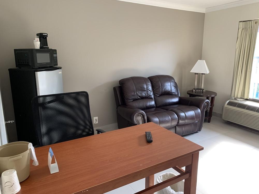 Days Inn By Wyndham Florida City Extérieur photo