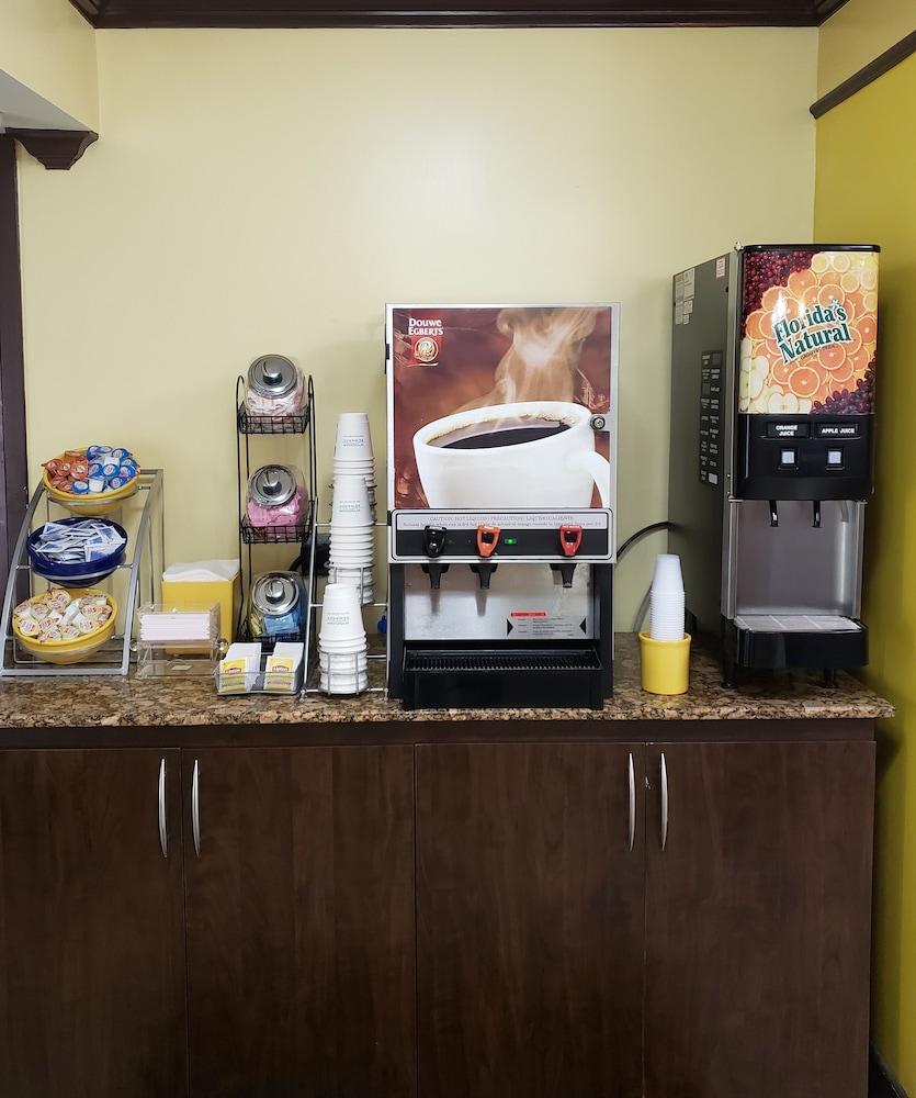 Days Inn By Wyndham Florida City Extérieur photo