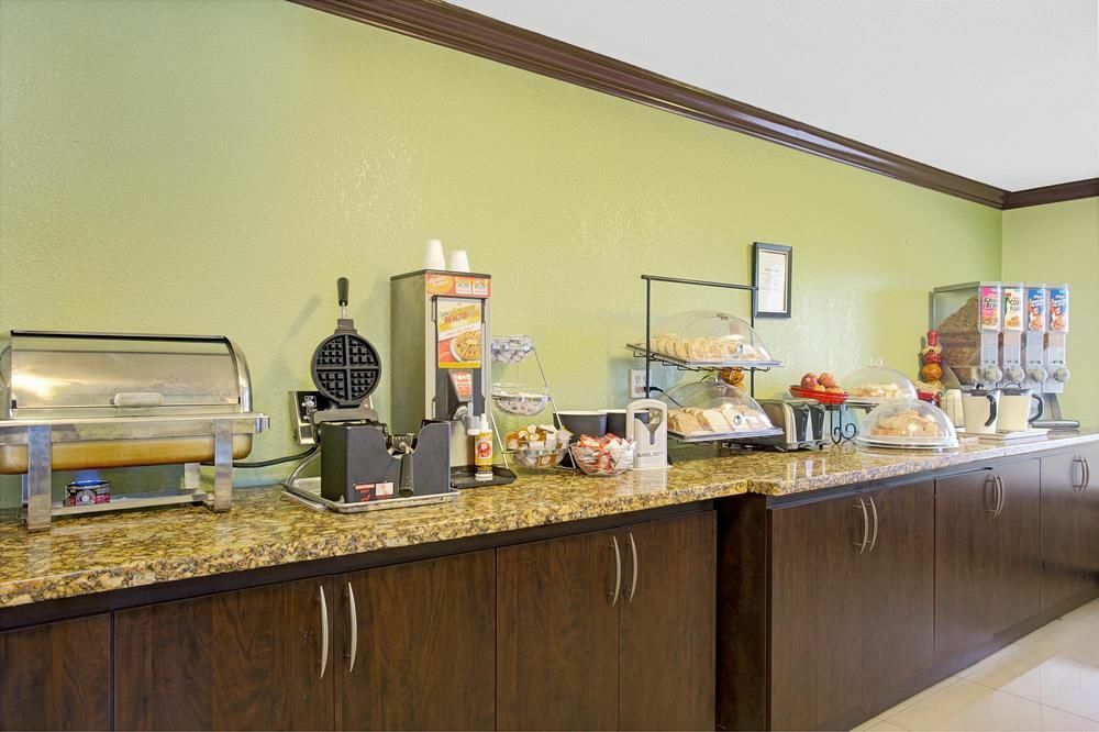 Days Inn By Wyndham Florida City Extérieur photo